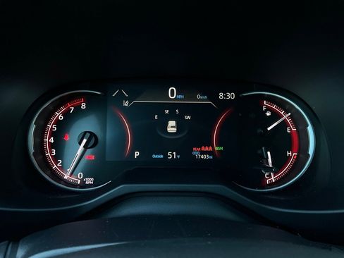 Used 2025 Toyota RAV4 XLE image 38