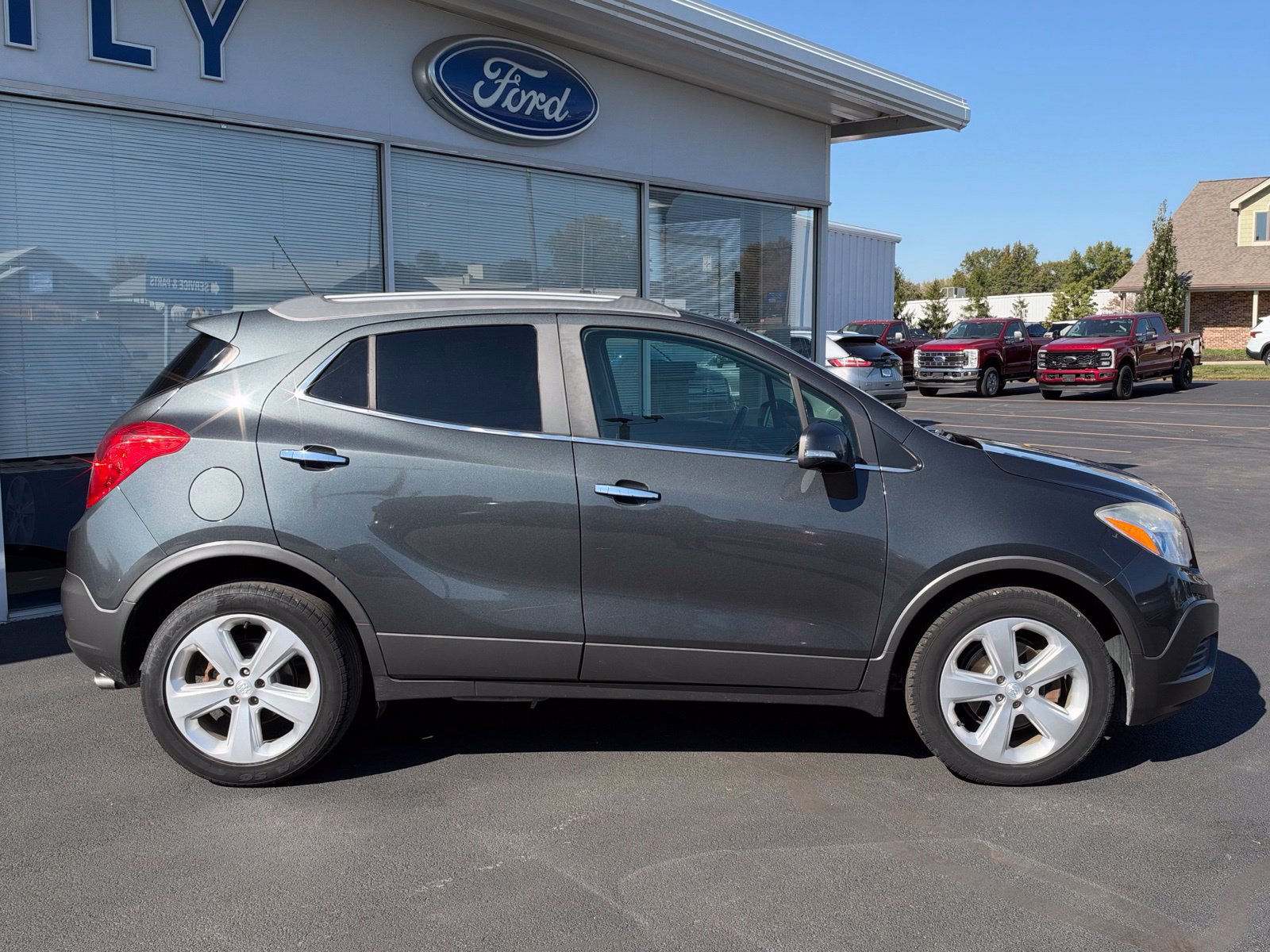 Used 2016 Buick Encore FWD image 9
