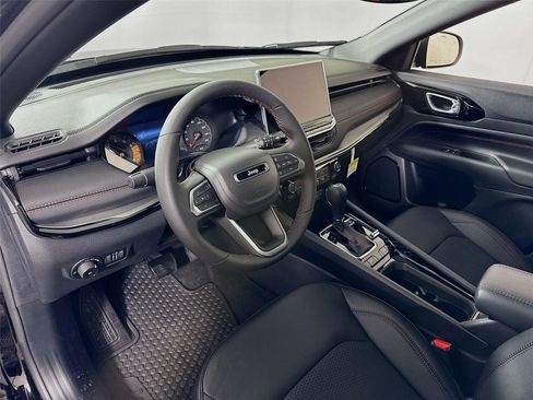 New 2026 Jeep Compass Trailhawk AWD/4WD image 3