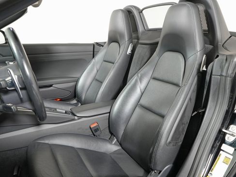 Used 2015 Porsche Boxster image 5