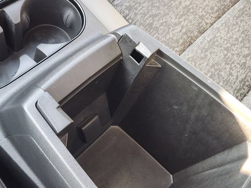 Used 2024 Chevrolet Colorado ZR2 w/ Technology Package image 22