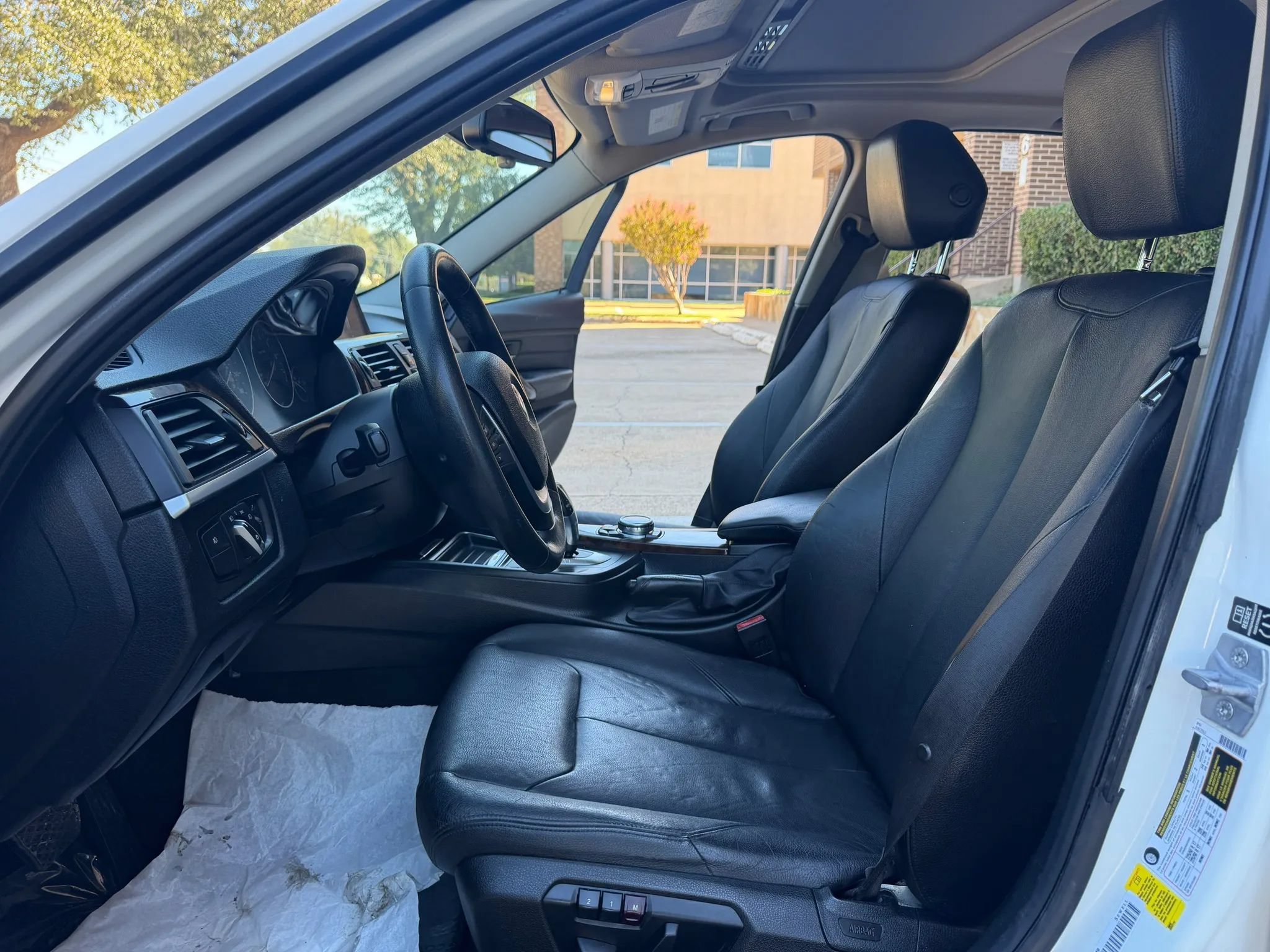 Used 2014 BMW 328i Sedan RWD image 11