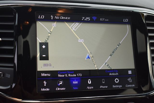 Used 2021 Jeep Grand Cherokee Limited AWD/4WD image 37