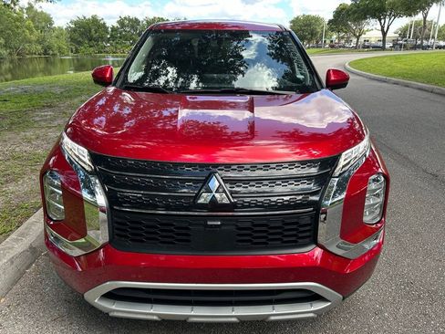 Used 2024 Mitsubishi Outlander SE FWD image 9