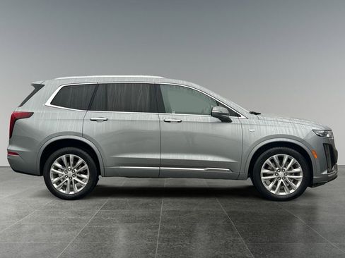 Used 2024 Cadillac XT6 Premium Luxury w/ Technology Package image 8