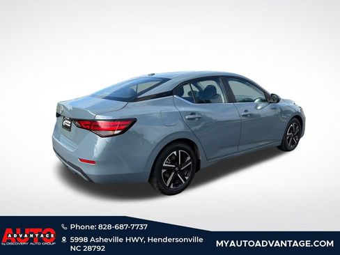 Used 2025 Nissan Sentra SV FWD image 3