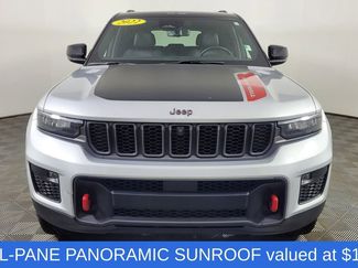 Used 2022 Jeep Grand Cherokee Trailhawk w/ Luxury Tech Group III video 2