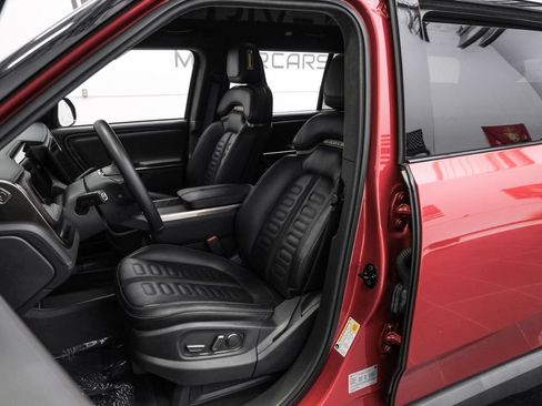 Used 2023 Rivian R1S Adventure AWD/4WD image 24