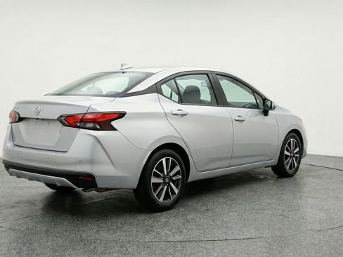 Used 2025 Nissan Versa SV FWD image 9