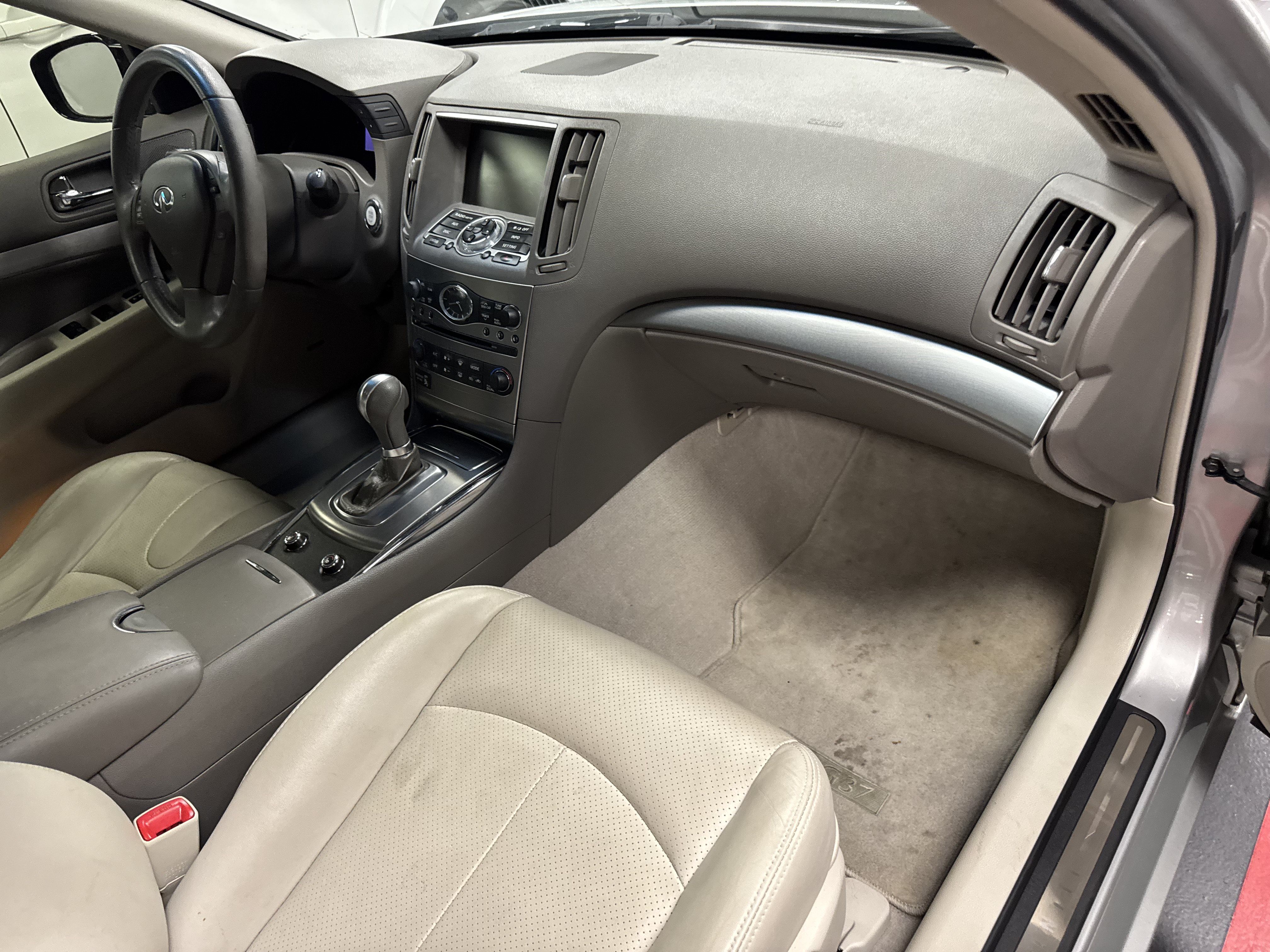Used 2013 INFINITI G37 Journey w/ Premium Pkg RWD image 15