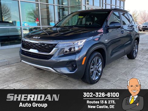 Used 2023 Kia Seltos S w/ Navigation Package AWD/4WD image 1
