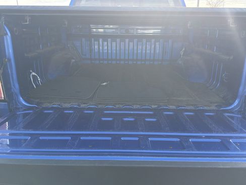 Used 2019 GMC Canyon SLT w/ Driver Alert Package image 24