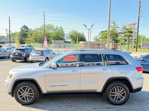 Used 2019 Jeep Grand Cherokee Limited AWD/4WD image 7