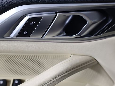 Used 2022 BMW 430i xDrive Convertible w/ M Sport Package image 35