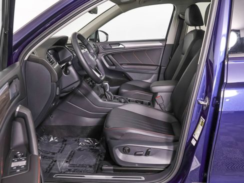 Used 2024 Volkswagen Tiguan Wolfsburg Edition w/ Panoramic Sunroof Package AWD/4WD image 7