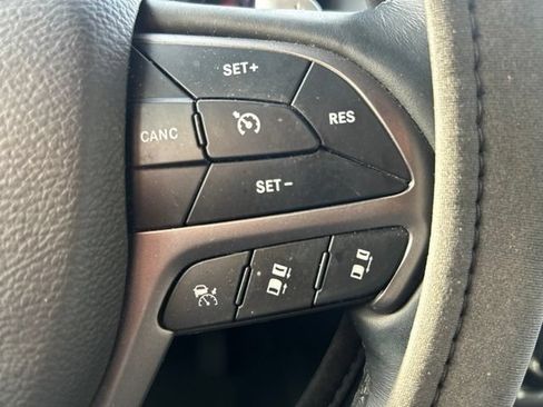 Used 2020 Jeep Grand Cherokee Limited X AWD/4WD image 19