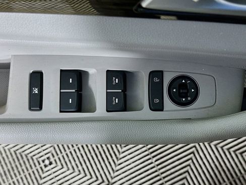 Used 2016 Hyundai Sonata Limited w/ Option Group 04 image 22