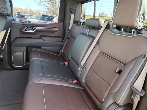 New 2026 GMC Sierra 1500 Denali image 17
