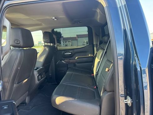 Used 2020 GMC Sierra 1500 Denali w/ Denali Ultimate Package AWD/4WD image 10