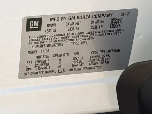 Used 2021 Buick Encore GX Essence w/ Advanced Technology Package FWD image 37