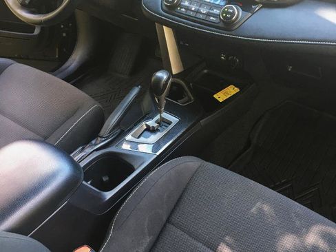 Used 2018 Toyota RAV4 Adventure AWD/4WD image 17