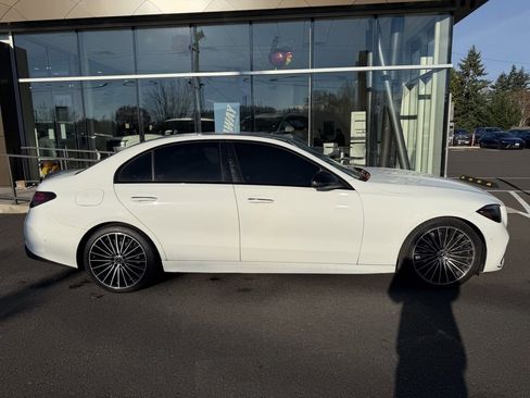 Used 2022 Mercedes-Benz C 300 4MATIC Sedan image 8