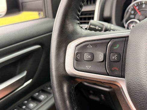 Used 2022 RAM 1500 Big Horn AWD/4WD image 14