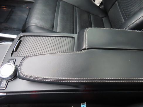 Used 2014 Mercedes-Benz E 63 AMG S-Model image 31