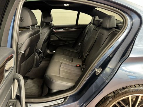 Used 2023 BMW 530i xDrive w/ Premium Package image 36