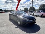 Used 2022 Kia Forte LXS image 3