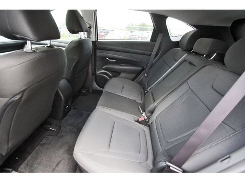 Certified 2026 Hyundai Tucson SE FWD image 14
