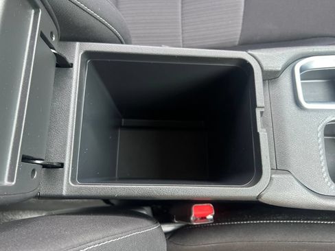 Certified 2022 Nissan Sentra SV FWD image 23
