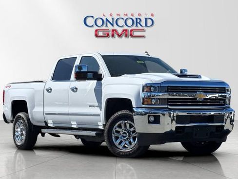 Used 2019 Chevrolet Silverado 2500 LTZ w/ Duramax Plus Package AWD/4WD image 1