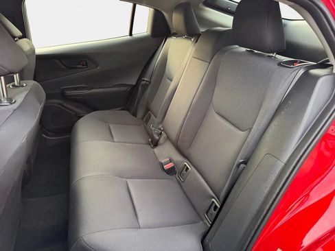 Used 2026 Toyota Prius LE FWD image 11