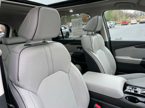 Certified 2023 Honda Pilot Elite image 31