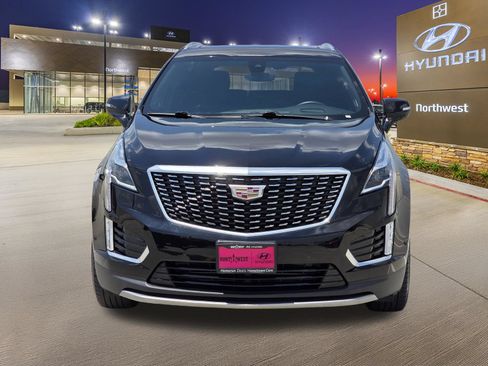 Used 2024 Cadillac XT5 Premium Luxury w/ Technology Package FWD image 5