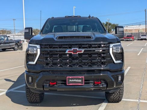 New 2026 Chevrolet Silverado 2500 ZR2 image 6