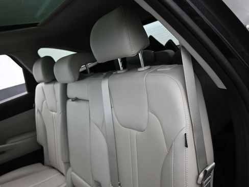 Used 2025 Kia Sorento S w/ Panoramic Sunroof Package FWD image 36