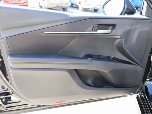 Used 2025 Toyota Camry LE image 20