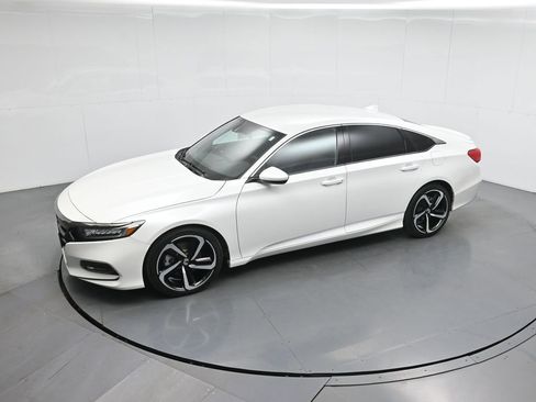 Used 2019 Honda Accord Sport image 43