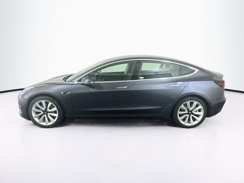 Used 2018 Tesla Model 3 Long Range AWD/4WD image 4