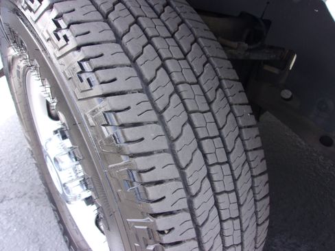 Used 2016 Chevrolet Express 3500 LT w/ LT Preferred Equipment Group image 19