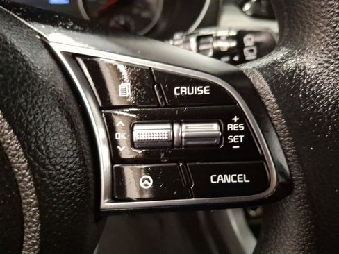 Used 2023 Kia Seltos LX image 19