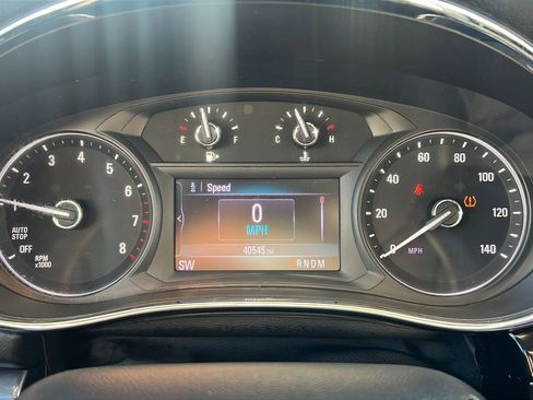 Used 2019 Buick Encore Essence image 12