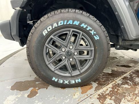 Used 2024 Jeep Wrangler Sport S image 26
