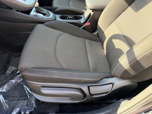 Used 2024 Kia Forte LXS FWD image 18