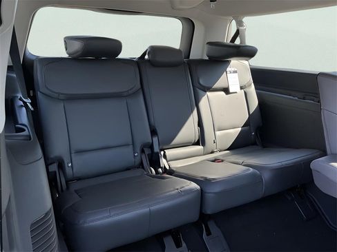 New 2025 Ford Expedition Max Active image 15