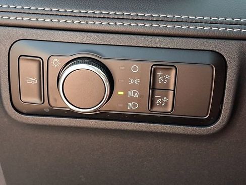 Used 2024 Ford Mustang GT Premium image 23