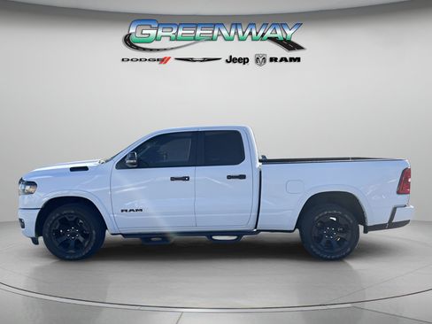 Used 2025 RAM 1500 Big Horn RWD image 2