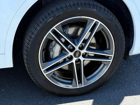 Used 2023 Audi Q5 e Prestige w/ Prestige Package AWD/4WD image 29